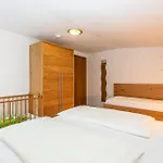 Bergbauernhof Familienparadies Oberhasenberghof Alpstuga