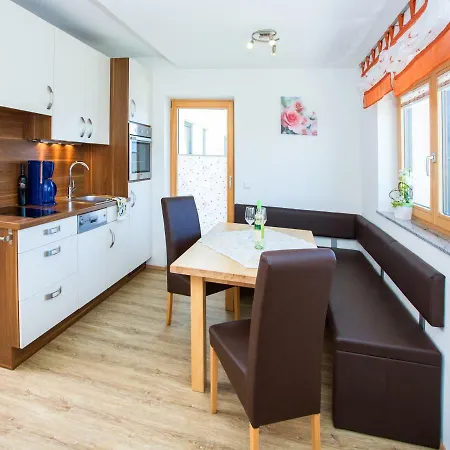 Chalet Bergbauernhof Kinderparadies Oberhasenberghof