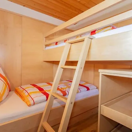Dağ evi Bergbauernhof Familienparadies Oberhasenberghof *