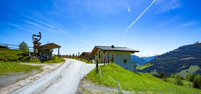 Bergbauernhof Familienparadies Oberhasenberghof 탁센바흐