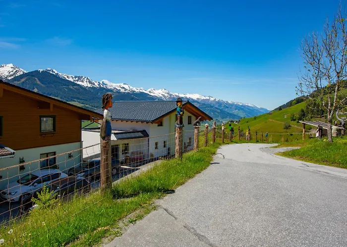 Bergbauernhof Familienparadies Oberhasenberghof * 탁센바흐